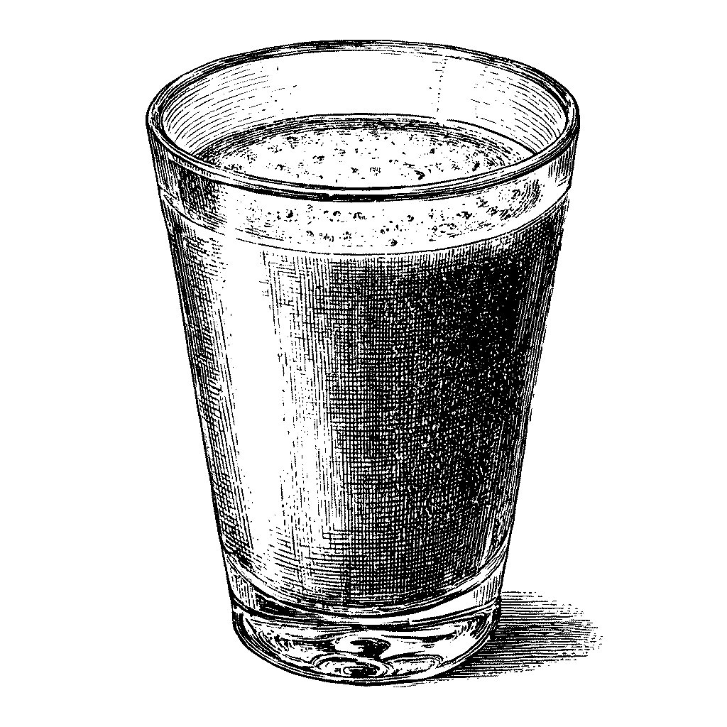 Verre de jus de concombre frais