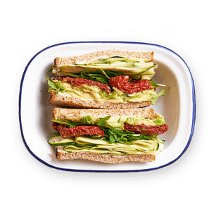 Sandwich courgette, tomates séchées & avocat